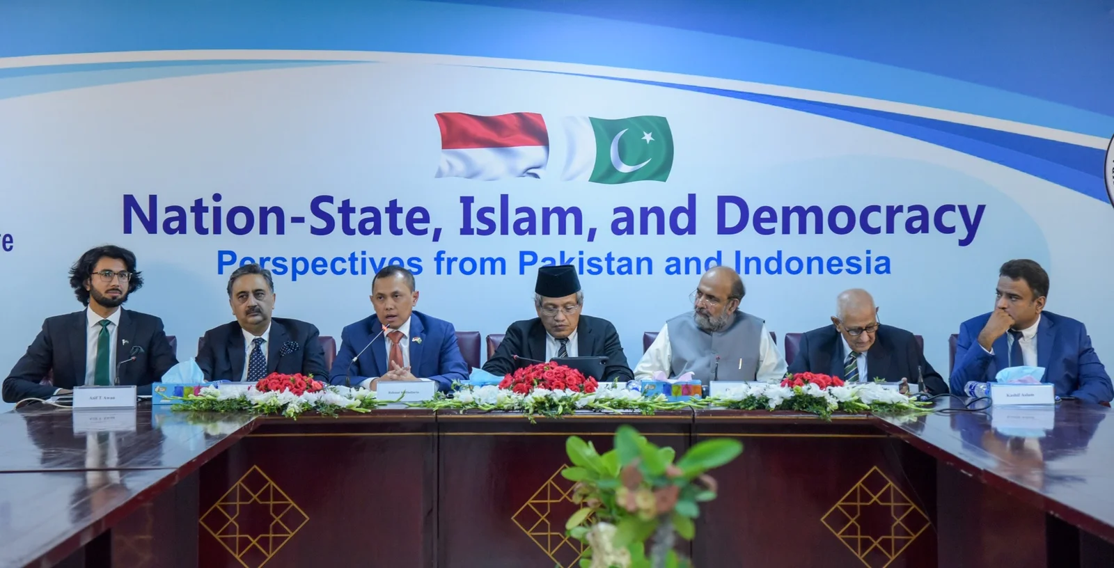 Special Extension Lecture by Mr. Ahmer Bilal Soofi, Senior Advocate, Supreme Court of Pakistan, and Former Federal Minister of Law on “Quranic Covenants” – IRI International Postdoc Workshop